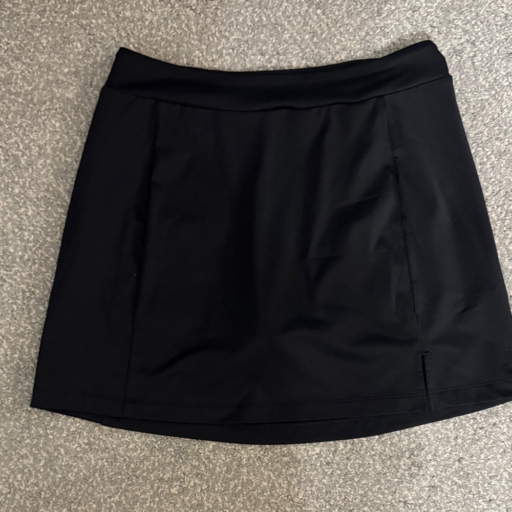 Lady Hagen Elegant Black Women's Golf Skort